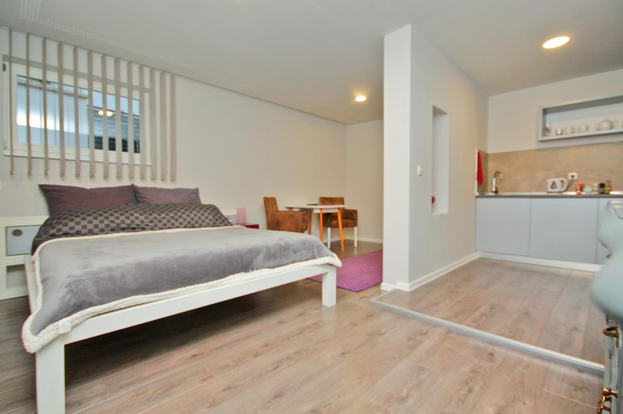 Apartman Amaya SJJ Exteriör bild