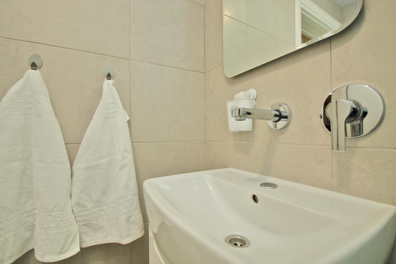 Apartman Amaya SJJ Exteriör bild